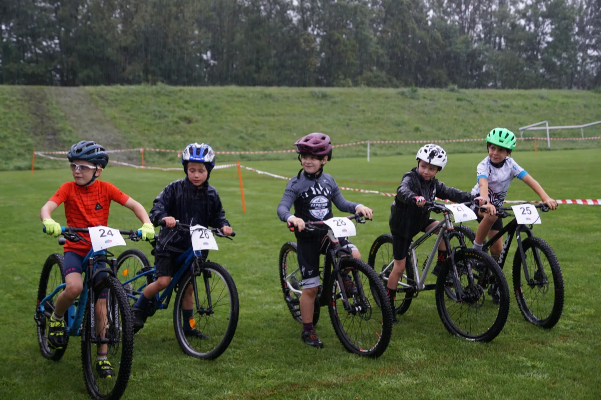 Gemeinschaft beim Schülercup